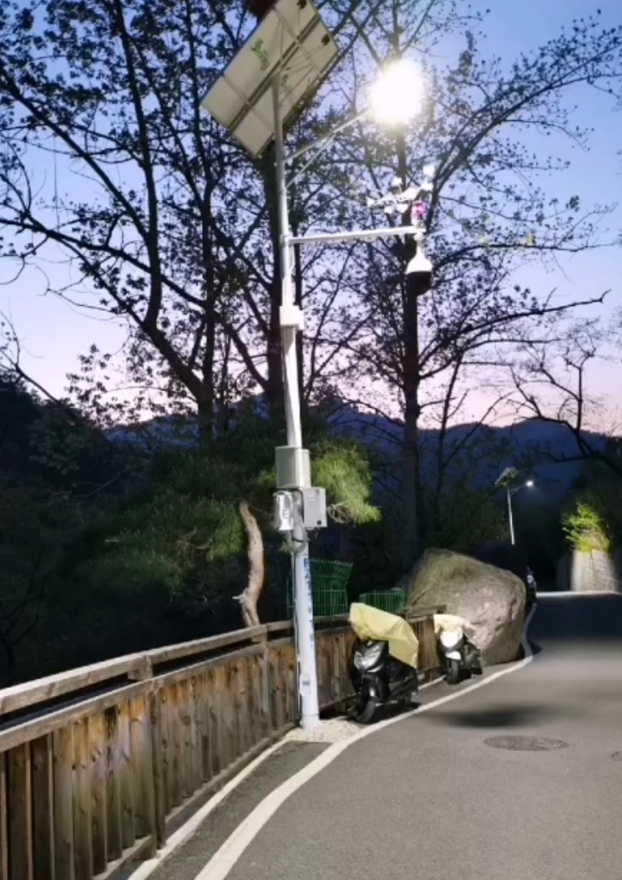 Qingdao Laoshan District Wanggezhuang Solar Street Lamp Ener